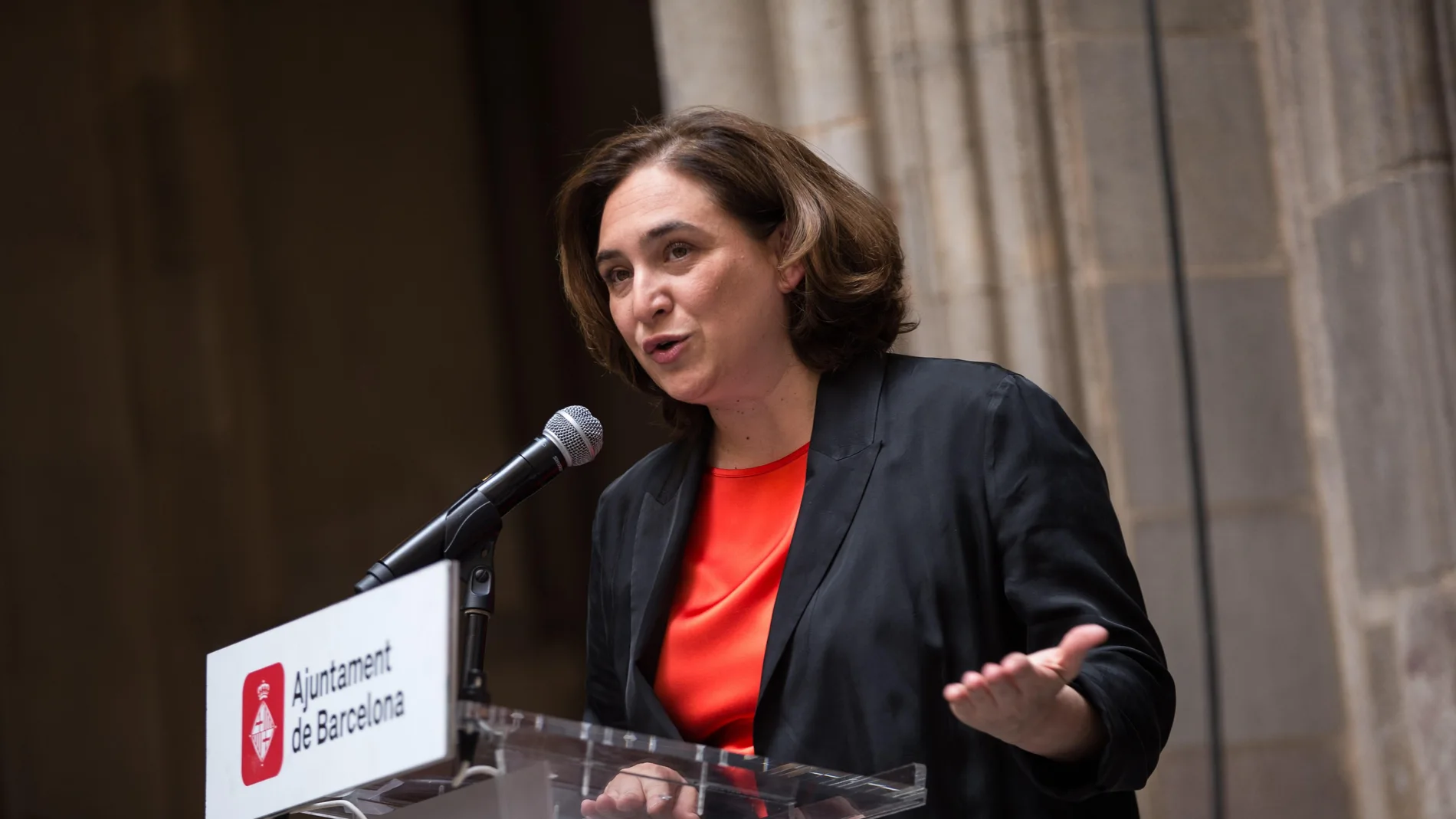 La alcaldesa de Barcelona, Ada Colau La alcaldesa de Barcelona, Ada Colau