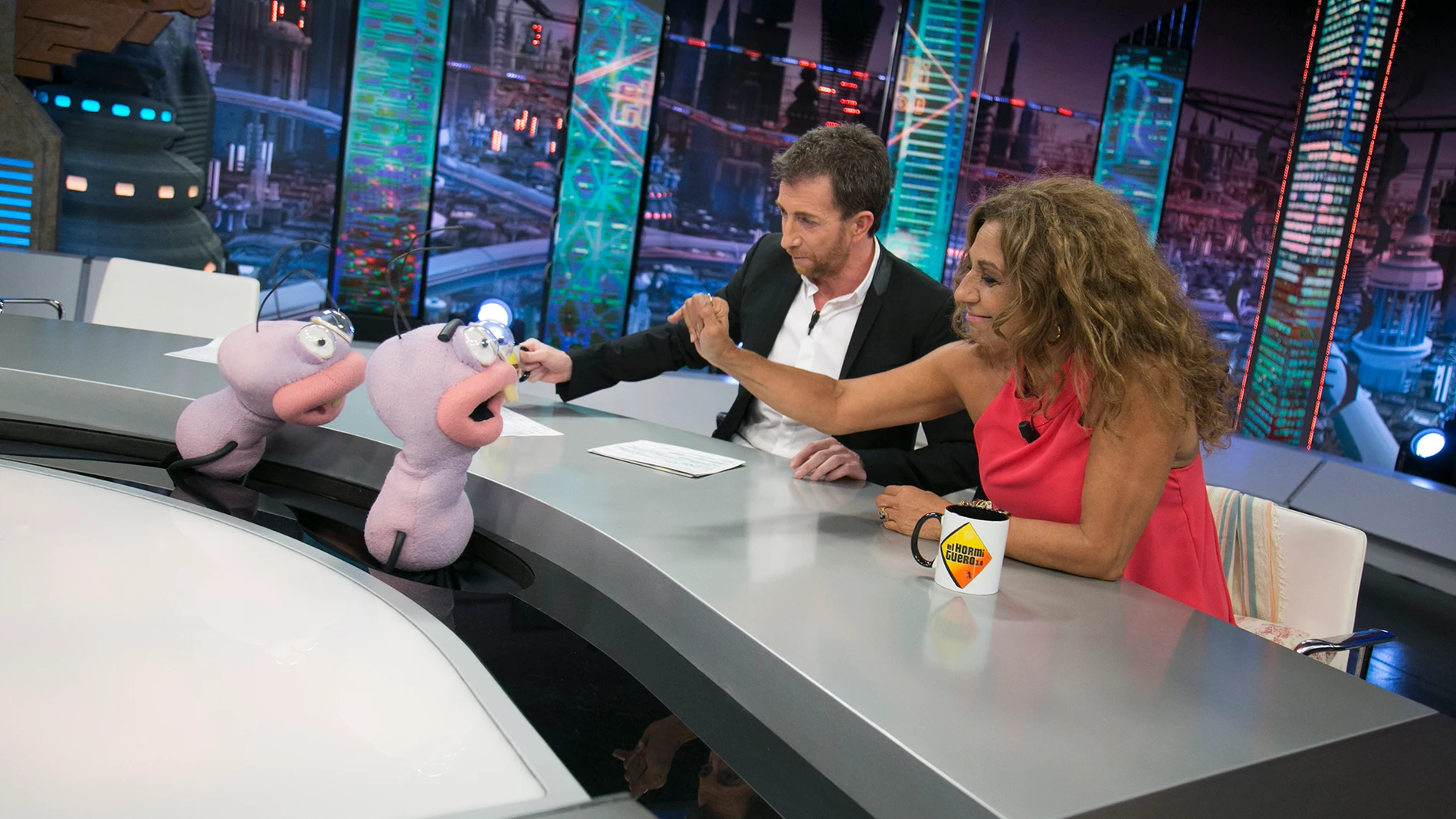 'Te envidio clip', Lolita se divierte con Trancas y Barrancas en 'El Hormiguero 3.0'