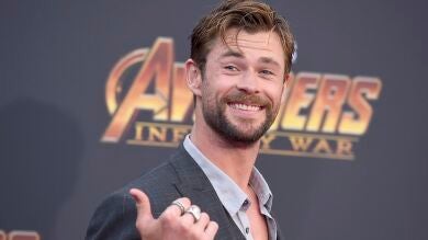 El vídeo de Chris Hemsworth que demuestra que sería una mujer preciosa