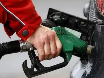 surtidor de gasolina surtidor de gasolina