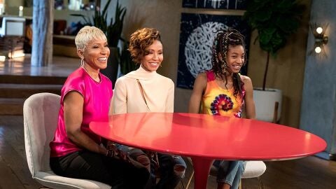 Willow Smith, Jada Pinkett Smith y Adrienne Banfield-Jones