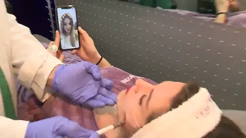 Lo último en operaciones estéticas: parecerse a nuestro propio selfie pasado por un filtro Lo último en operaciones estéticas: parecerse a nuestro propio selfie pasado por un filtro