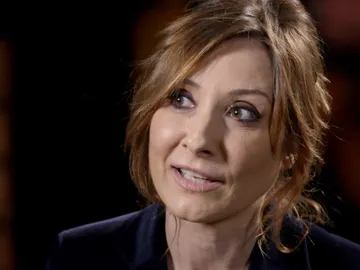 Nathalie Poza: “Francesca convierte la deshonra en una profesión que ejerce con maestría” Nathalie Poza: “Francesca convierte la deshonra en una profesión que ejerce con maestría”