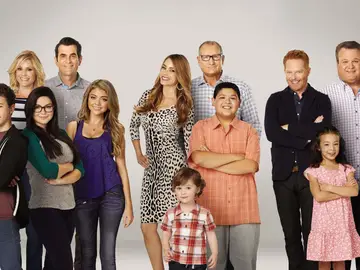 T6 Modern Family (Sección) T6 Modern Family (Sección)