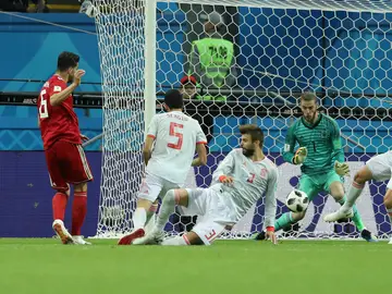 Momento del gol que fue anulado por el linier Momento del gol que fue anulado por el linier
