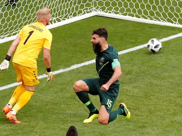 Jedinak celebra su penalti ante Dinamarca Jedinak celebra su penalti ante Dinamarca