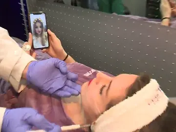 Los 'selfies' con filtros condicionan cada vez más las operaciones estéticas en la cara  Los 'selfies' con filtros condicionan cada vez más las operaciones estéticas en la cara