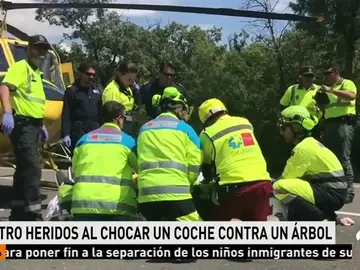 Cuatro heridos al chocar un monovolumen contra un árbol en la M-505 a la altura de El Escorial Cuatro heridos al chocar un monovolumen contra un árbol en la M-505 a la altura de El Escorial