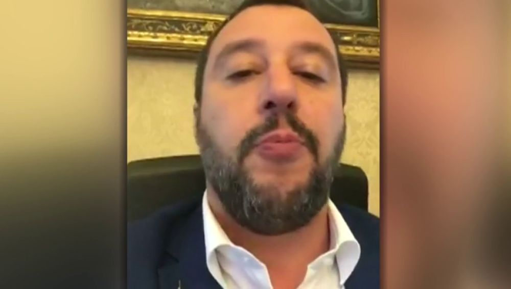 Salvini advierte de que ONG en el Mediterráneo no tocarán el suelo italiano