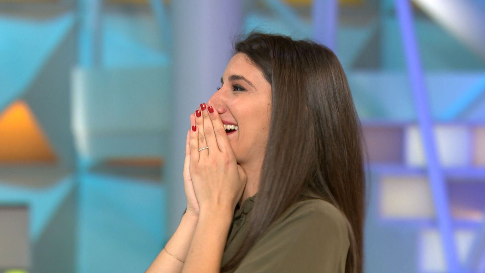 Ana y su gran juego se llevan m&aacute;s de 10.000&euro; en 'La ruleta de la suerte'