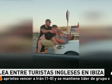 Pelea a puñetazos entre cuatro turistas ingleses en Ibiza Pelea a puñetazos entre cuatro turistas ingleses en Ibiza
