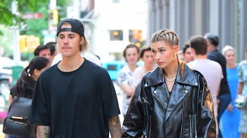 Justin Bieber y Hailey Baldwin ya pasean como dos tortolitos...