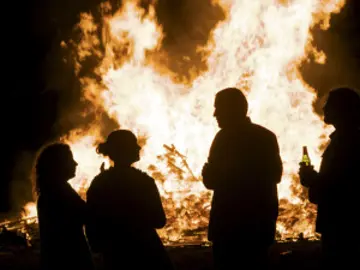 Hoguera de San Juan Hoguera de San Juan