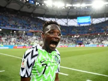 Musa celebra uno de sus goles contra Islandia Musa celebra uno de sus goles contra Islandia