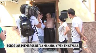 Los familiares de 'La Manada' esperan en Sevilla su llegada tras casi dos años en prisión