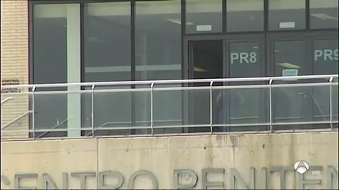 REEMPLAZO | Los cinco miembros de 'La Manada' pasan sus últimas horas en prisión tras decretarse su libertad provisional bajo fianza REEMPLAZO | Los cinco miembros de 'La Manada' pasan sus últimas horas en prisión tras decretarse su libertad provisional bajo fianza