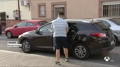 El Prenda sale de su casa en Amate El Prenda sale de su casa en Amate