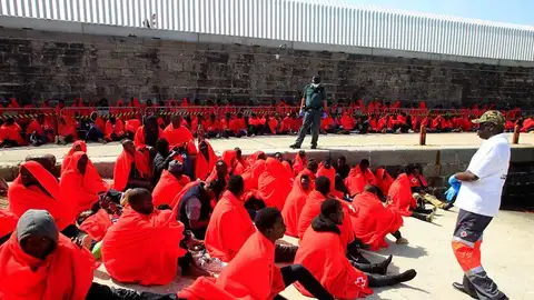 Inmigrantes rescatados en aguas españolas Inmigrantes rescatados en aguas españolas