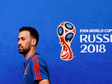 Busquets entra en la sala de prensa Busquets entra en la sala de prensa