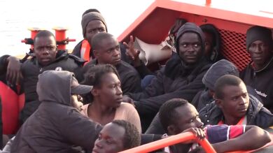 Saturación en los centros para inmigrantes por la llegada masiva de los últimos meses