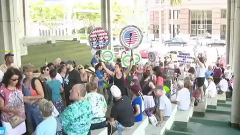 Protestas ante la insistencia de Trump en deportar a los inmigrantes Protestas ante la insistencia de Trump en deportar a los inmigrantes