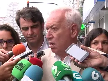 García-Margallo en A Coruña: " Si Santiago Carrillo estuviese vivo, me votaría" García-Margallo en A Coruña: " Si Santiago Carrillo estuviese vivo, me votaría"