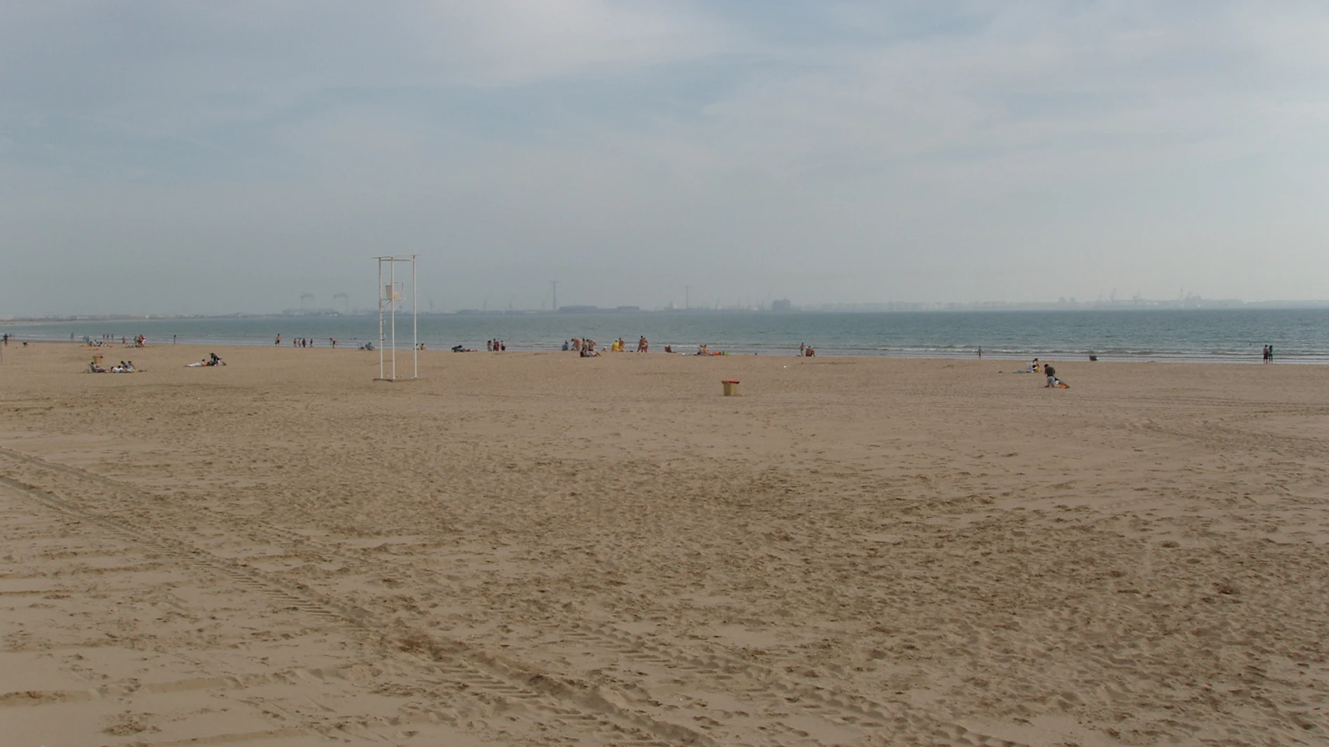 Una playa de El Puerto de Santa María Una playa de El Puerto de Santa María