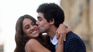 Macarena García y Javier Ambrossi