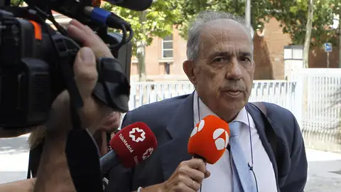 Enrique Álvarez Conde, director del máster de la URJC que cursó Cifuentes Enrique Álvarez Conde, director del máster de la URJC que cursó Cifuentes