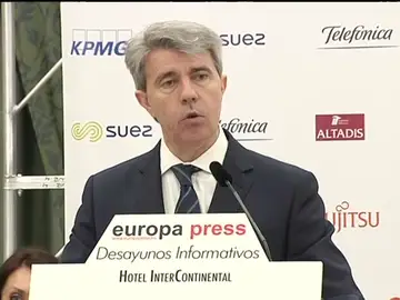 Garrido anuncia una nueva bajada de las tasas universitarias madrileñas para el próximo curso Garrido anuncia una nueva bajada de las tasas universitarias madrileñas para el próximo curso