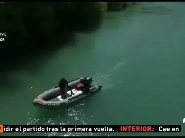 Continúa la búsqueda del joven desaparecido al caer con su coche en un río en Graus (Huesca) Continúa la búsqueda del joven desaparecido al caer con su coche en un río en Graus (Huesca)