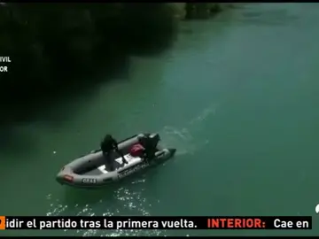 Continúa la búsqueda del joven desaparecido al caer con su coche en un río en Graus (Huesca) Continúa la búsqueda del joven desaparecido al caer con su coche en un río en Graus (Huesca)