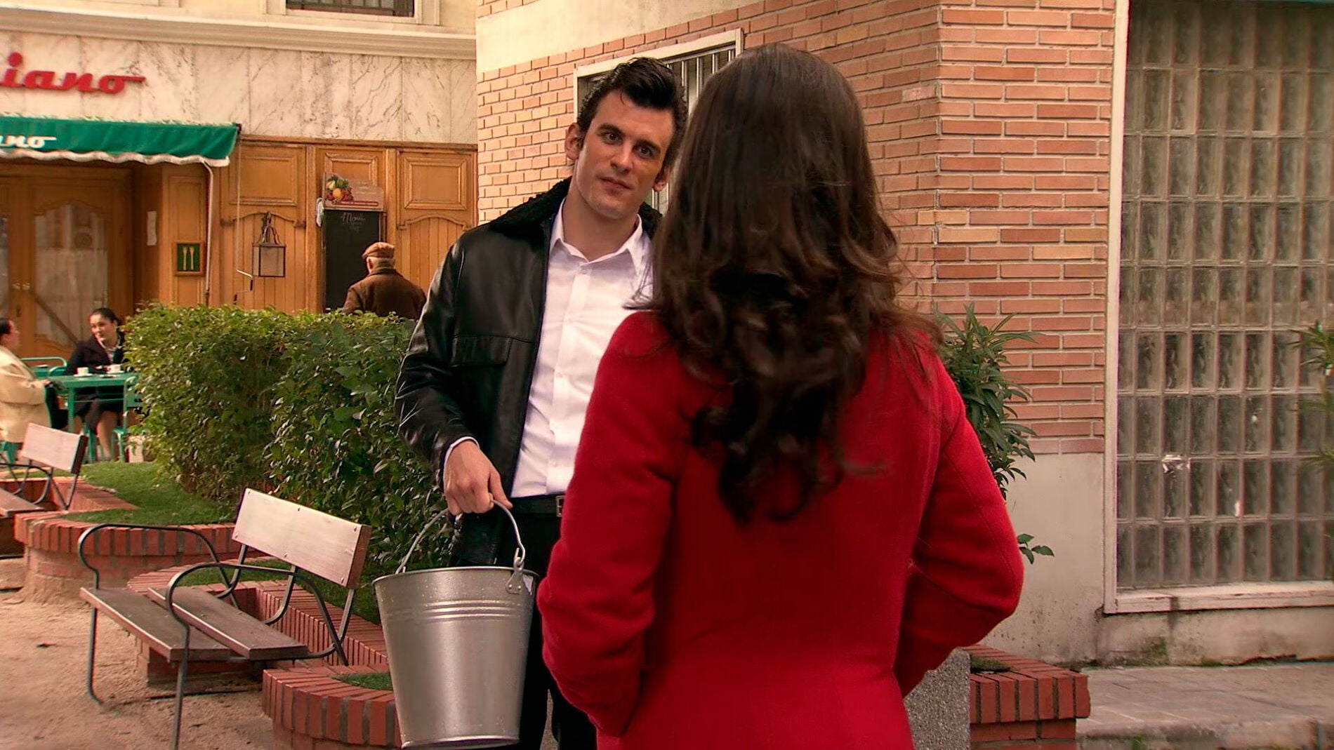 Carvajal deja a Trini, &iquest;por Llanos?