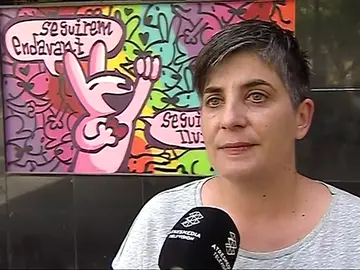 Convocada una besada multitudinaria en respuesta a la agresión a dos mujeres que se estaban besando Convocada una besada multitudinaria en respuesta a la agresión a dos mujeres que se estaban besando