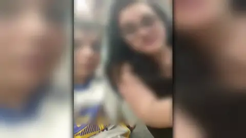 Niños atrapados en un aeropuerto de Bristol Niños atrapados en un aeropuerto de Bristol