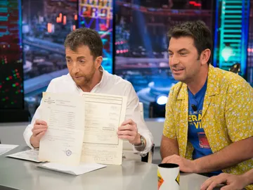 'El Hormiguero 3.0' enseña las notas académicas del colegio de Arturo Valls: "No está mal, pero podrías haberlo hecho mejor" 'El Hormiguero 3.0' enseña las notas académicas del colegio de Arturo Valls: "No está mal, pero podrías haberlo hecho mejor"