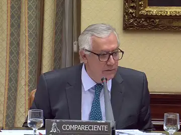 Arenas afirma que al llegar a 'Génova', el entonces tesorero Lapuerta le dijo que los donativos eran legales Arenas afirma que al llegar a 'Génova', el entonces tesorero Lapuerta le dijo que los donativos eran legales