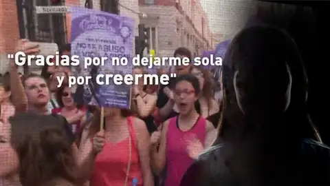 La víctima de 'La Manada' rompe su silencio: "No os quedéis callados porque si lo hacéis, les estáis dejando ganar a ellos" La víctima de 'La Manada' rompe su silencio: "No os quedéis callados porque si lo hacéis, les estáis dejando ganar a ellos"