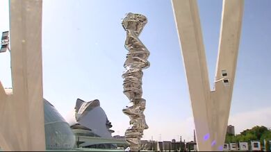 Tony Cragg llena de formas la Ciudad de las Artes y las Ciencias