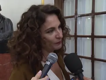 Hacienda estudia elevar los impuestos de diésel para equipararlos a los de la gasolina Hacienda estudia elevar los impuestos de diésel para equipararlos a los de la gasolina