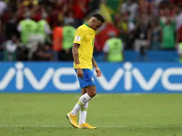 Neymar lamentándose durante el partido ante Bélgica Neymar lamentándose durante el partido ante Bélgica