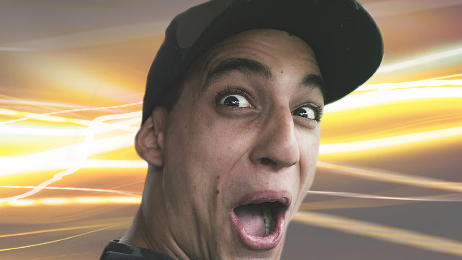 El impactante desnudo integral de Miguel Herr&aacute;n para celebrar el verano