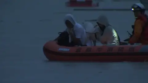 Ascienden a 38 los fallecidos por las lluvias torrenciales en Japón Ascienden a 38 los fallecidos por las lluvias torrenciales en Japón