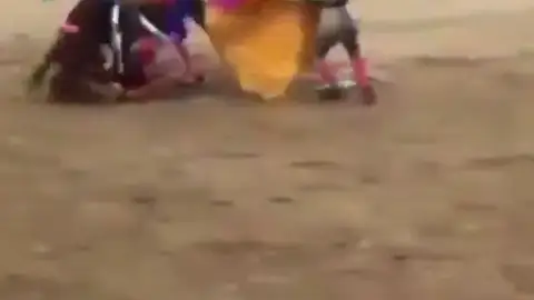 El torero Juan José Padilla, traslado a Sevilla tras descartarse daños en la cabeza después de la cogida aparatosa cogida El torero Juan José Padilla, traslado a Sevilla tras descartarse daños en la cabeza después de la cogida aparatosa cogida