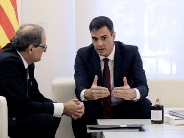 Pedro Sánchez durante su encuentro con Quim Torra Pedro Sánchez durante su encuentro con Quim Torra