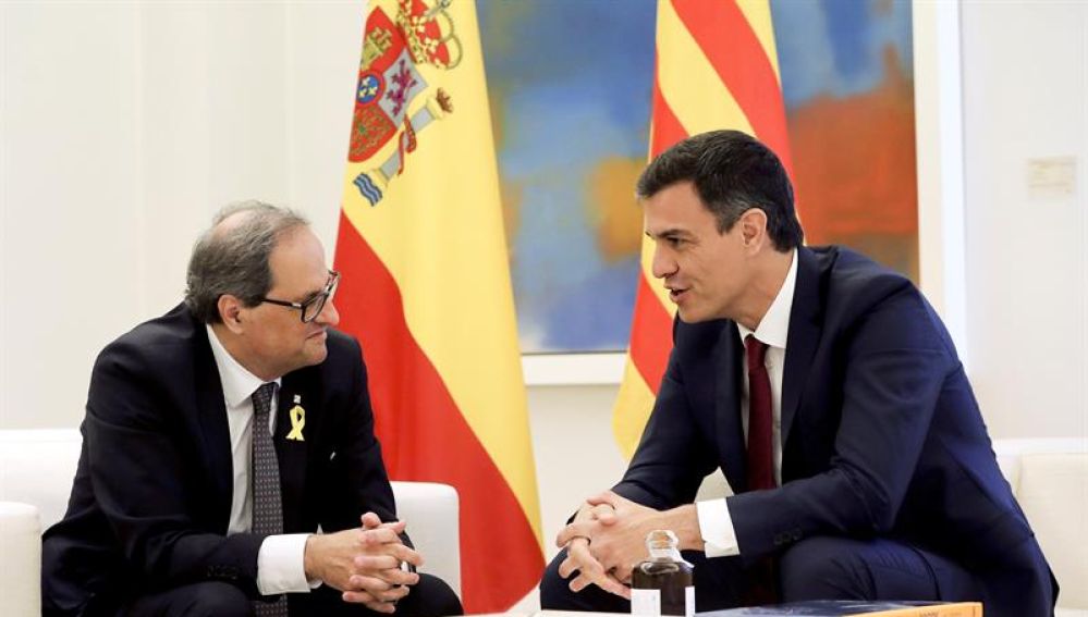 Pedro Sánchez y Quim Torra durante su reunión en Moncloa