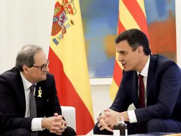 Antena 3 Noticias 1 (09-07-18) Sánchez y Torra acuerdan reestablecer la comisión bilateral entre el Estado y la Generalitat siete años después Antena 3 Noticias 1 (09-07-18) Sánchez y Torra acuerdan reestablecer la comisión bilateral entre el Estado y la Generalitat siete años después