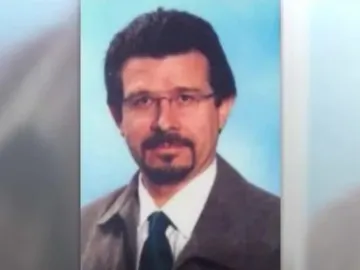 Exprofesor del colegio Valdeluz Exprofesor del colegio Valdeluz