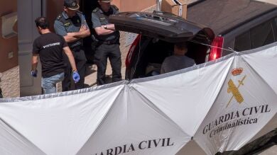 ¿Qué va a pasar con las hijas del hombre que asesinó a cuchilladas a la madre en Lepe?