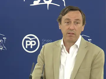 Hernando acusa a la vicepresidenta de mentir sobre la reunión entre Sánchez y Torra: "Hizo referencia a un relato que ha sido desmontado por el presidente de la Generalitat" Hernando acusa a la vicepresidenta de mentir sobre la reunión entre Sánchez y Torra: "Hizo referencia a un relato que ha sido desmontado por el presidente de la Generalitat"